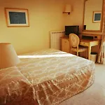 Ena Hotel 3*