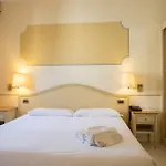 Hotel Ena