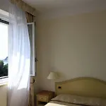 Ena Hotel 3*