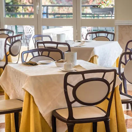 埃纳酒店 酒店 3*