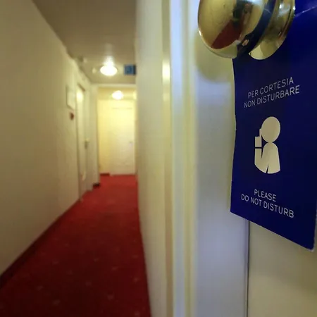 埃纳酒店 酒店 阿伦扎诺