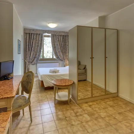 Ena Hotel 3*