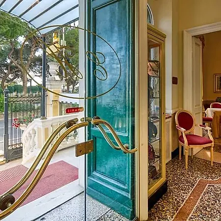 Hotel Ena