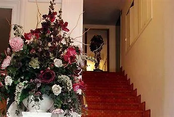 Hotel Ena 3*