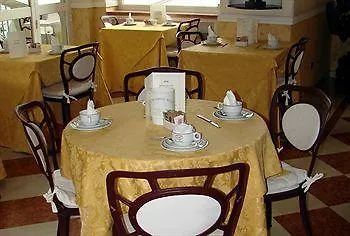 Ena Hotel