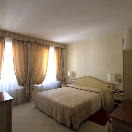 Ena 3* Arenzano